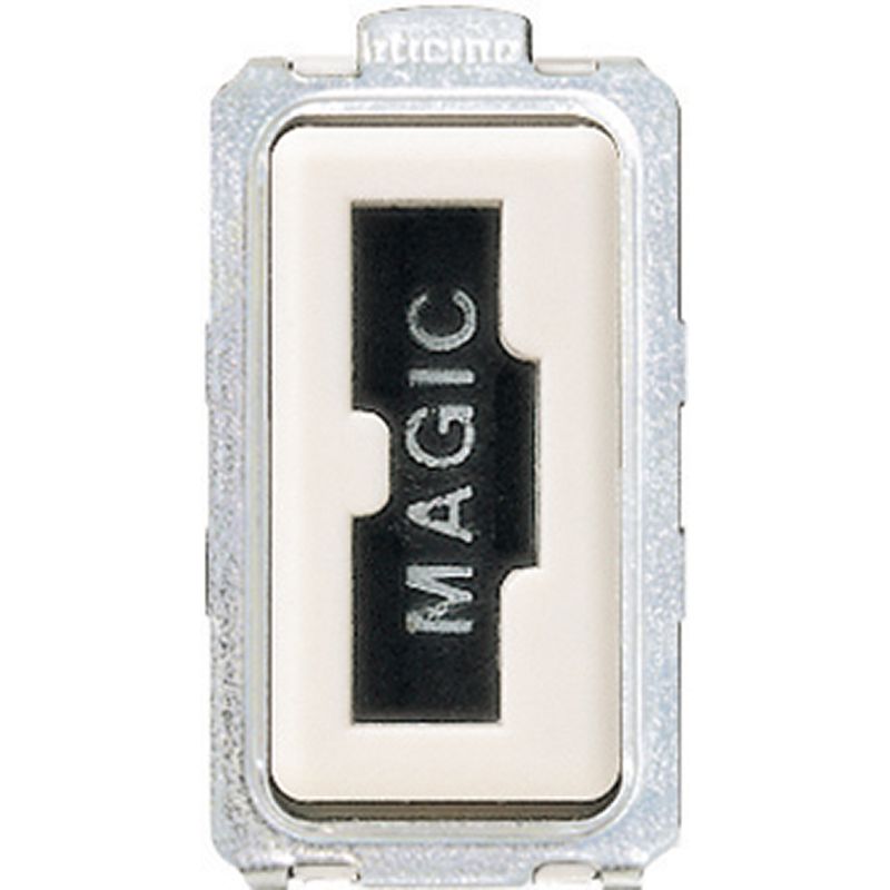 MODULO-ENCHUFE-2P-T-10A-250V-SEGURIDAD-IRREV.