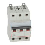 INTERRUPTOR-AUTOMATICO-3P-32A-C-10KA