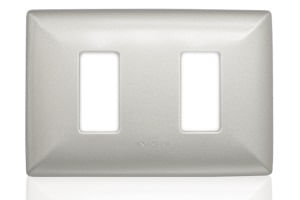 PLACA-2-PUESTOS-SINTHESI-17-ALUMINIO-CHAMPAGNE-C-SOPORTE