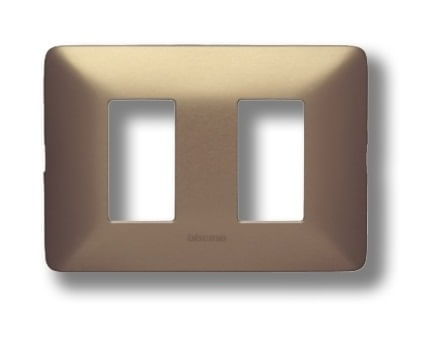PLACA-2-PUESTOS-ALUMINIO-TITANIO