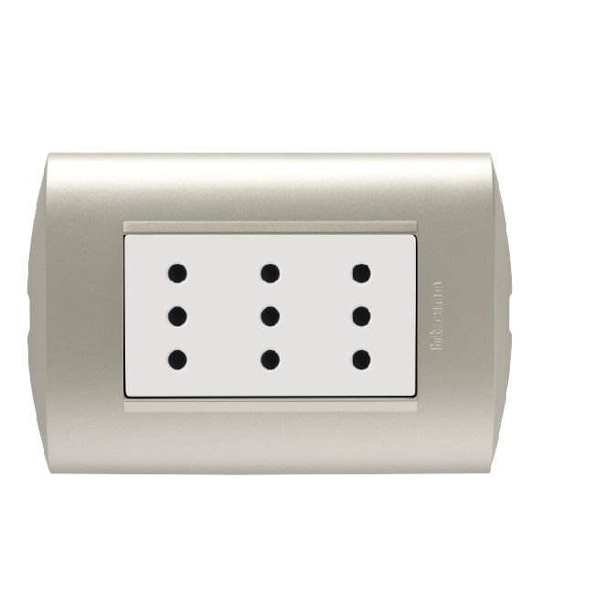 ENCHUFE-TRIPLEX-2P-T-10A-BLANCO-PERLA-ARMADO-Policarbonato-Perla