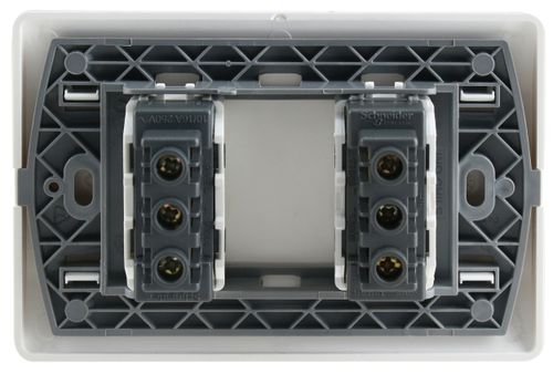 ENCHUFE HEMBRA DOBLE 10+16A 250V ARMADO BLANCO GENESIS MWD130327545