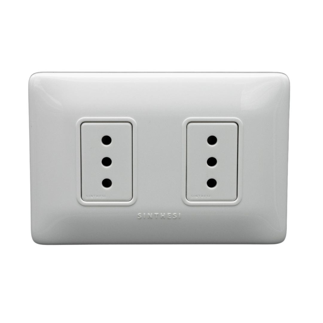 ENCHUFE DUPLEX 2P+T 10A 250V  S12 BLANCO1295801 SINTHESI