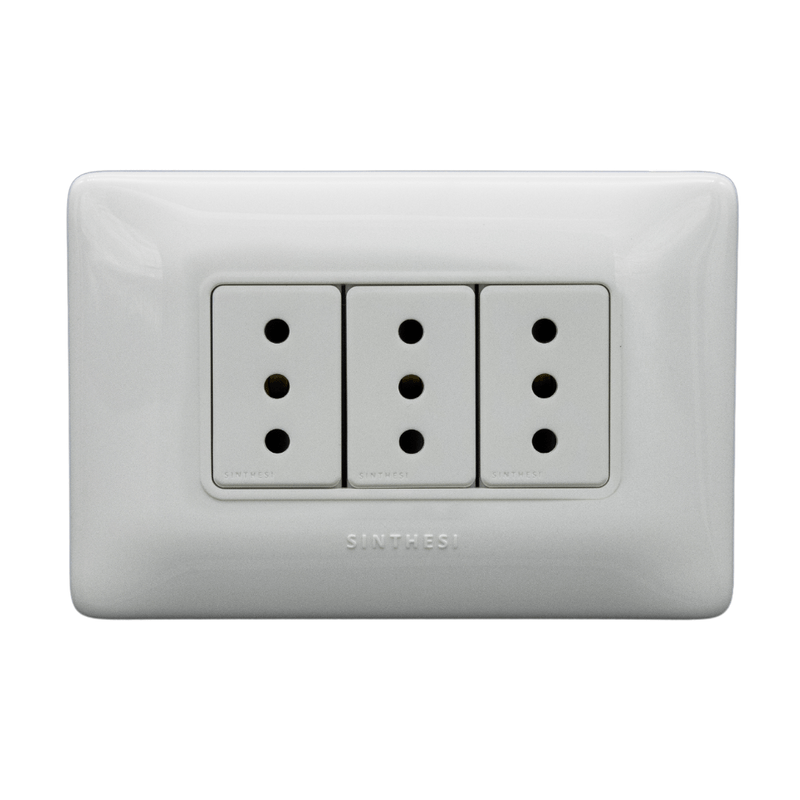 Enchufe-Triple-2p-T-10a--S12-Blanco-Armado