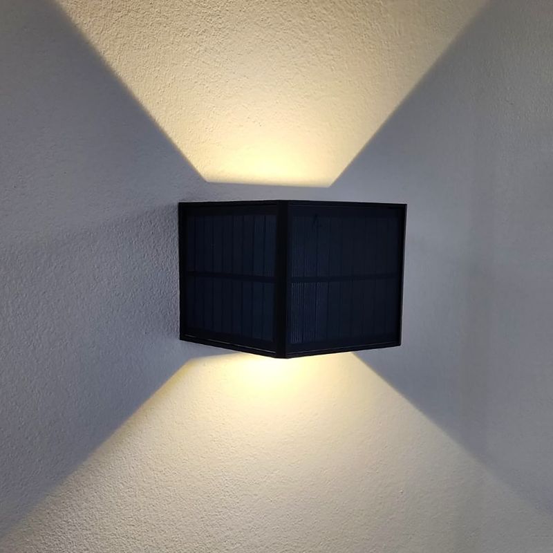 379011-3-.jpg